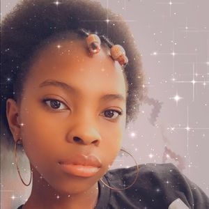 Meet your Posher, Laniya